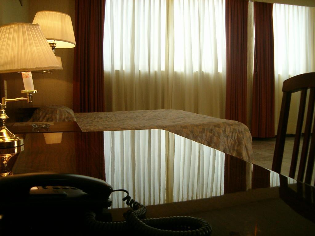 Hotel Flamingo Kristal Ирапуато Экстерьер фото